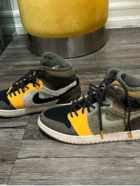 Nike High-Top Sneakers in Yellow, Olive & Black with Shearling Panels